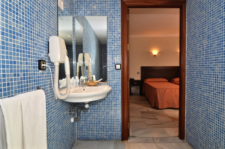 Bathroom 5, Averroes Hotel, Córdoba