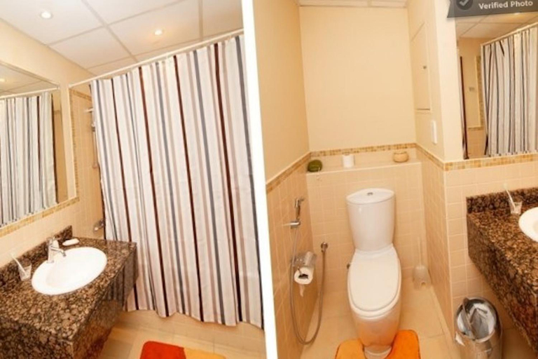 Bathroom 3, Entire house - 2br Beach front Sea View, Dubai