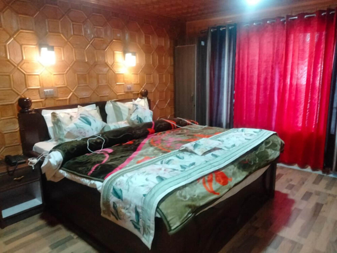 Bedroom 4, Hotel Mughal India, Ganderbal
