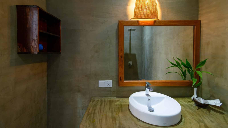 Bathroom 2, Maison Kesararam, Siem Reap