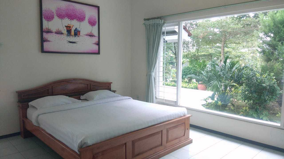 Bedroom 8