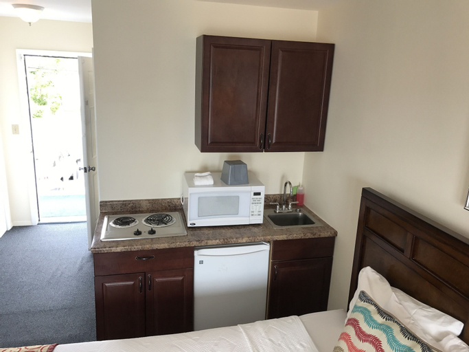 Dining Room 13