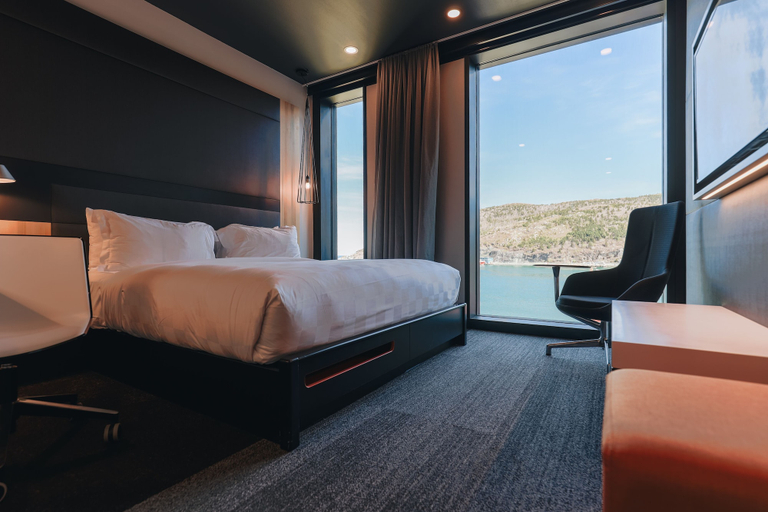Bedroom 5, Alt Hotel St. John's, Division No. 1