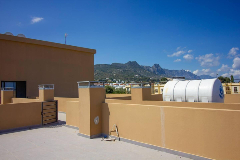 Exterior & Views, Two-bedroom Apartment Girne City Center