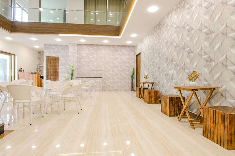 Food & Drinks 5, FabHotel Sky Lark Farm, Ludhiana