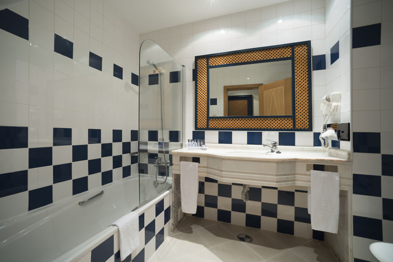 Bathroom 5, Vila Gale Tavira Resort Hotel, Alcoutim
