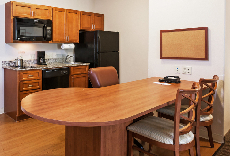 Dining Room 7