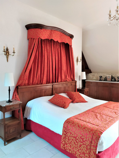 Bedroom 9