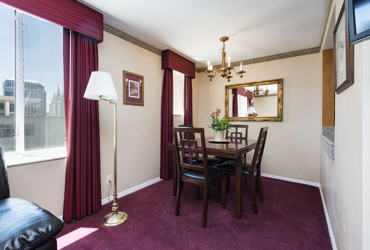 Dining Room 3