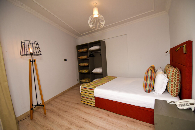 Bedroom 2, Cozy Flat near Hadrian's Gate - Mimoza, Antalya