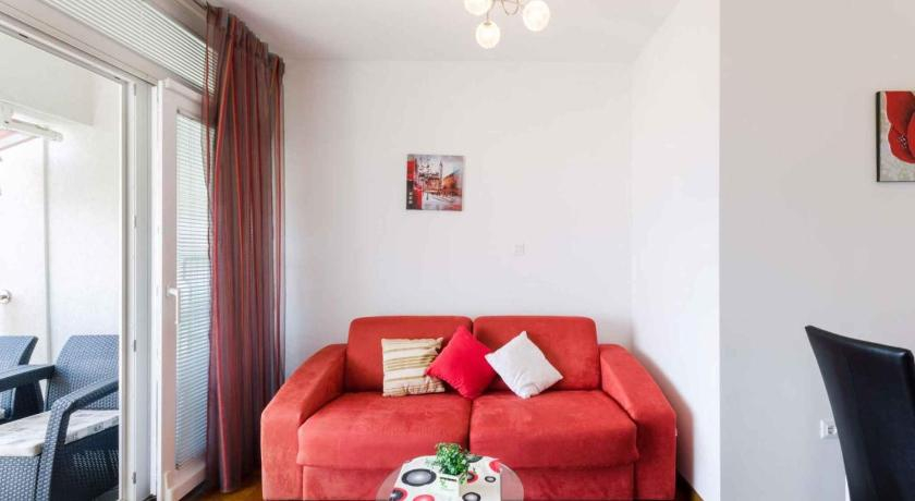 Others 5, Apartments in Dramalj 39262, Crikvenica