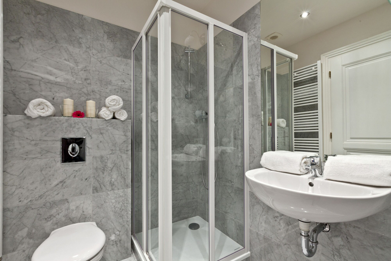 Bathroom 4, Royal Prague City Apartments, Praha 1