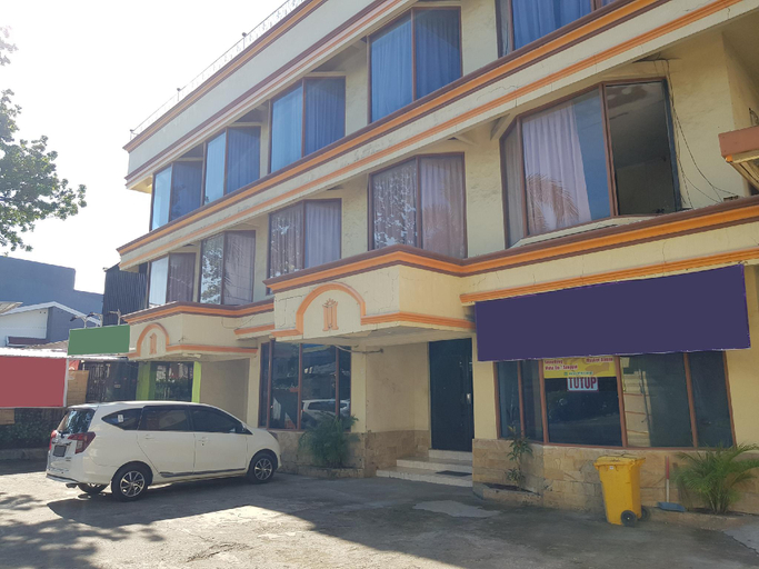 Others 3, Hotel O Istana, Makassar