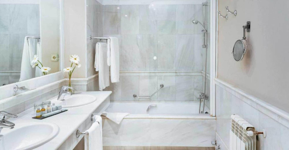 Bathroom 5, Parador de Mérida, Badajoz