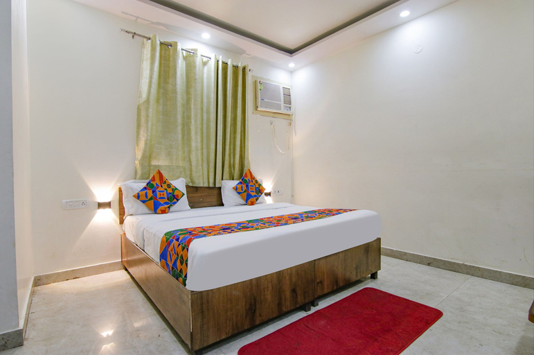 Bedroom 2, Fabexpress Waypoint Inn, Delhi