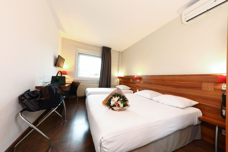 Bedroom 3, The Originals City, Hôtel Colmar Gare, Haut-Rhin