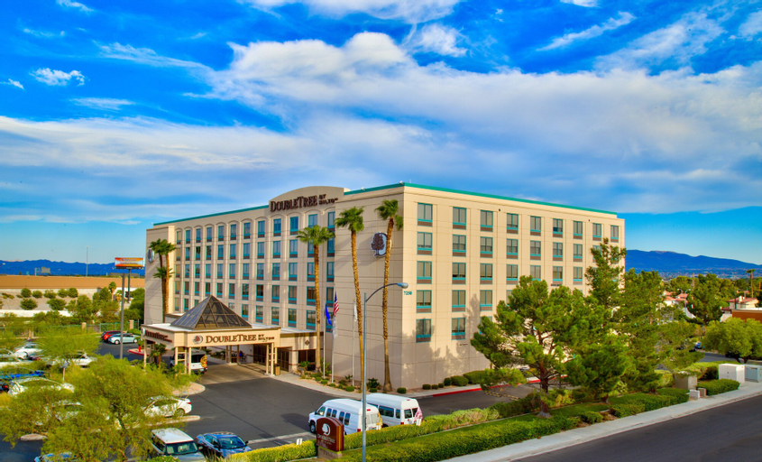 Exterior & Views 2