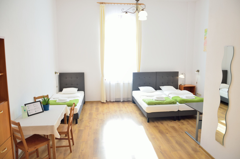 Bedroom 2, WenderEDU Business Center, Środa Śląska