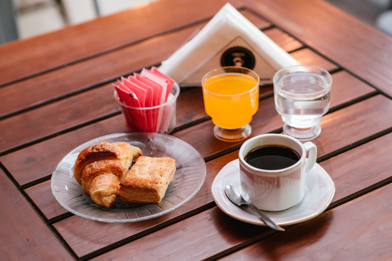 Food & Drinks 5, Apart Hotel Andino, Capital