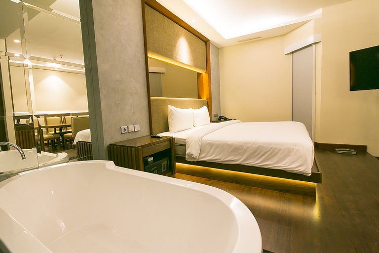 Bedroom 28
