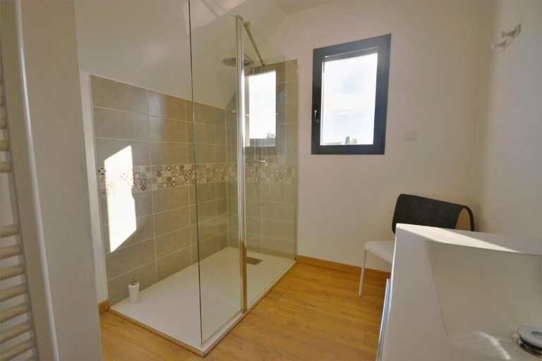 Bathroom 5, Gite L' Echo des 2 Baies, Somme