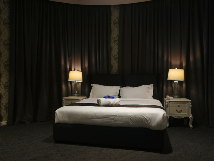 Bedroom 8
