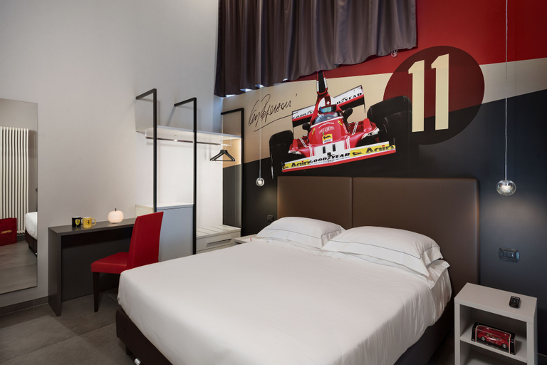 Bedroom 23