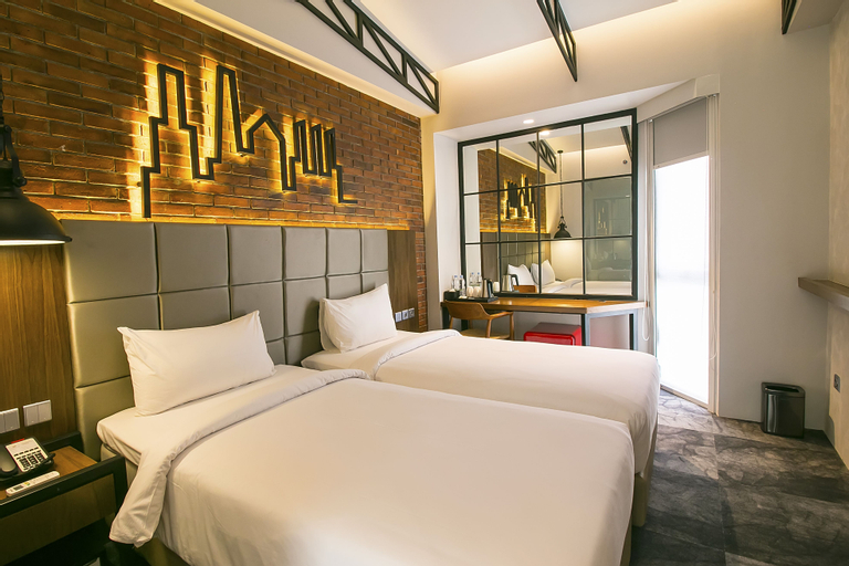 Bedroom 27