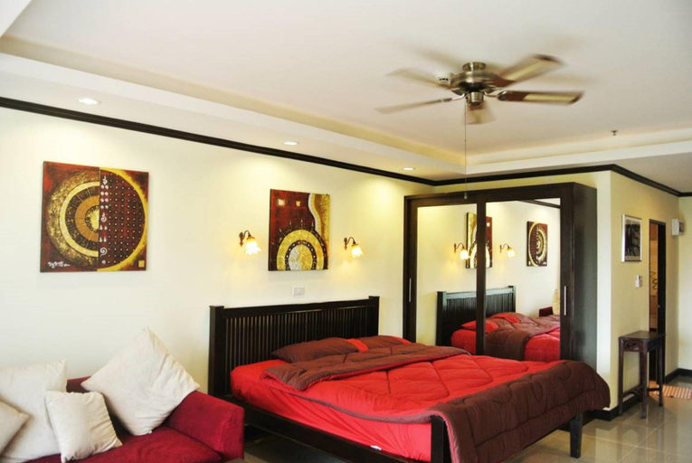 Bedroom, View Talay 5 studio apartment - close to the beach, Pattaya
