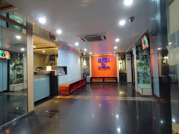 Public Area 2, Cozi Inn Hotel, Ratchathewi