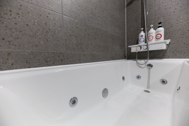 Bathroom 4, Hotel ZIP, Seosan