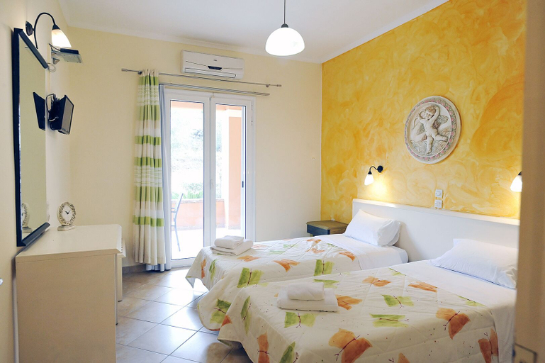 Bedroom 3, Pyramid City Apartments, Ionian Islands