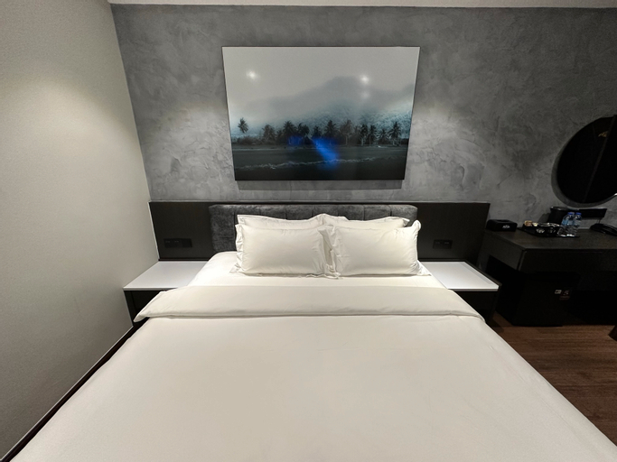Bedroom 18