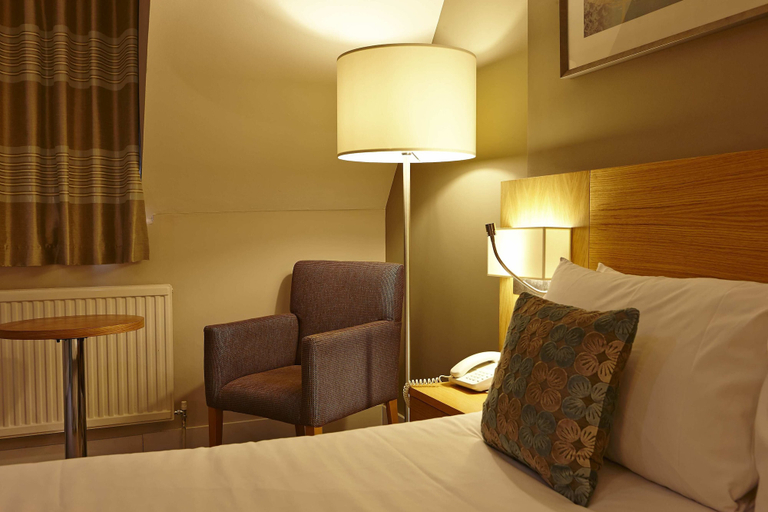 Bedroom 2, Linton Lodge Hotel, BW Signature Collection, Oxfordshire