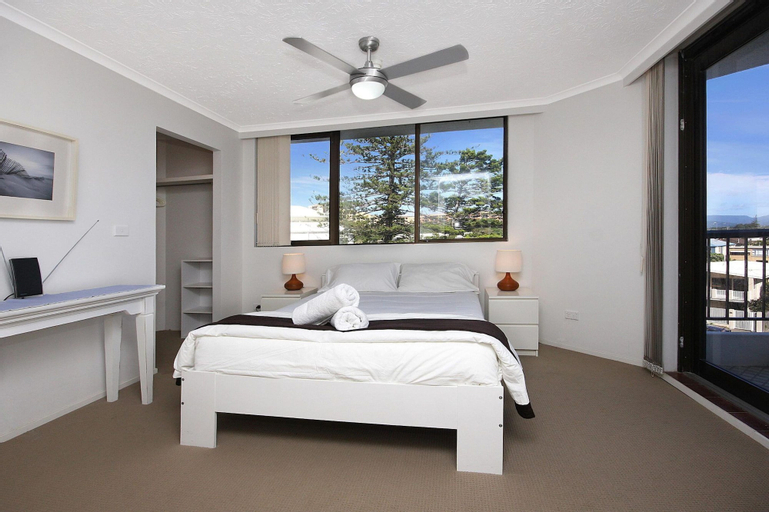 Bedroom 12