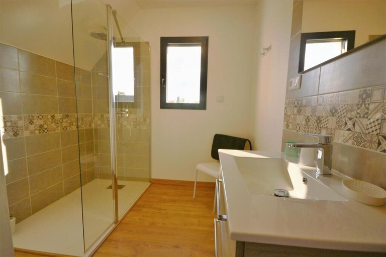 Bathroom 5, Gite L' Echo des 2 Baies, Somme