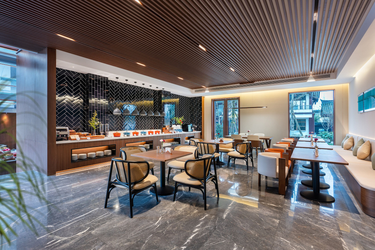 Food & Drinks 4, TELLUS. Qingchengshan Hot Spring Hotel, Chengdu
