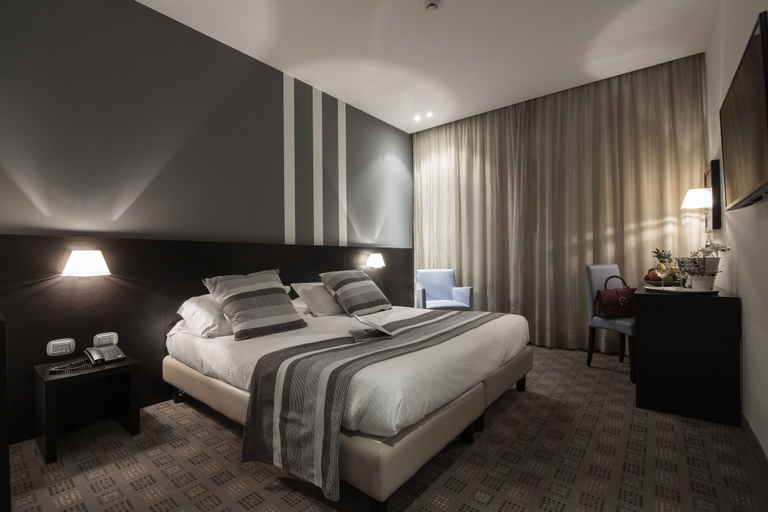 Bedroom 3, Hotel Capolago, Varese