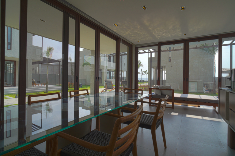 Food & Drinks 3, Araya Beach Casas, Lian