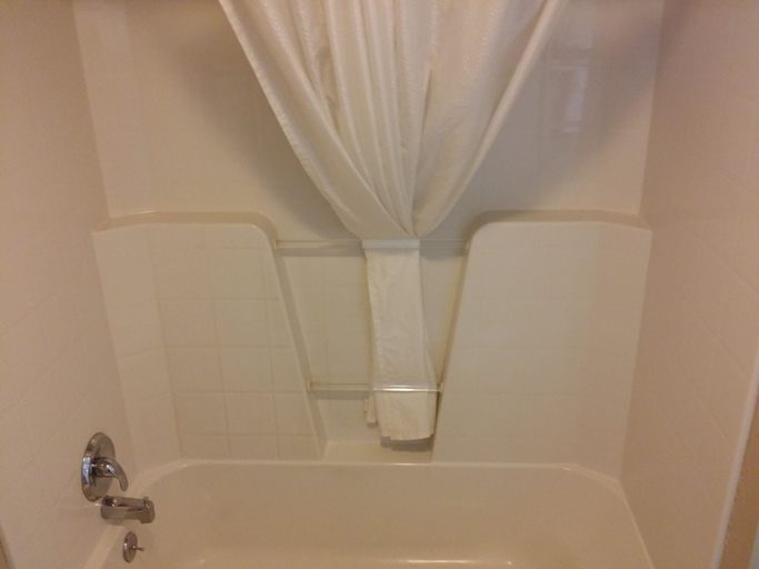 Bathroom 3, The Royal Victorian Motel, Clallam