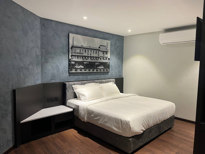 Bedroom 21