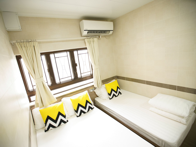 Bedroom 13