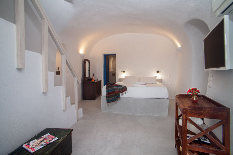 Bedroom 3, Esperas Santorini, South Aegean