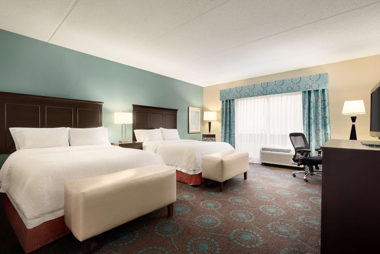 Bedroom 3, Hampton Inn & Suites Bluffton Sun City, Beaufort