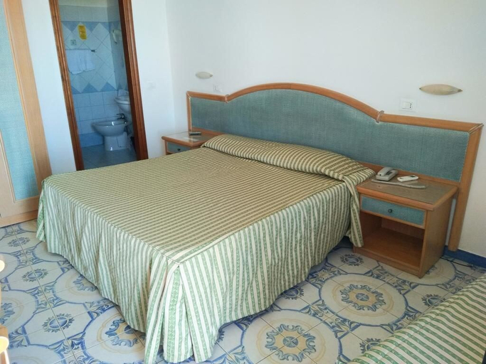 Bedroom 3, Hotel Terme Tramonto d'oro, Napoli
