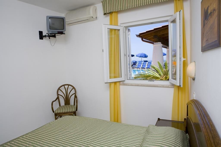 Bedroom 4, Hotel Terme Tramonto d'oro, Napoli
