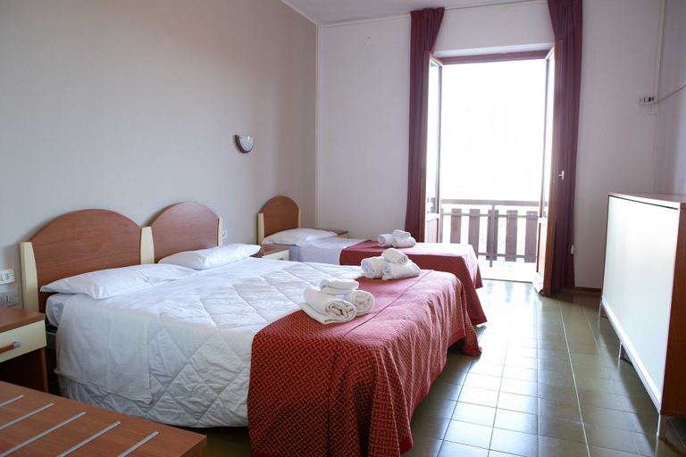Bedroom 4, Hotel Europa Gran Sasso, Teramo
