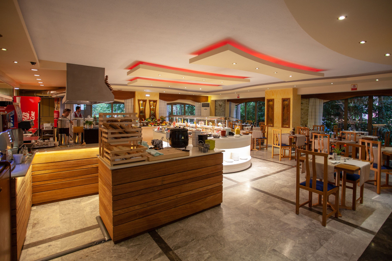 Food & Drinks 5, Pantheon Hotel, Crete