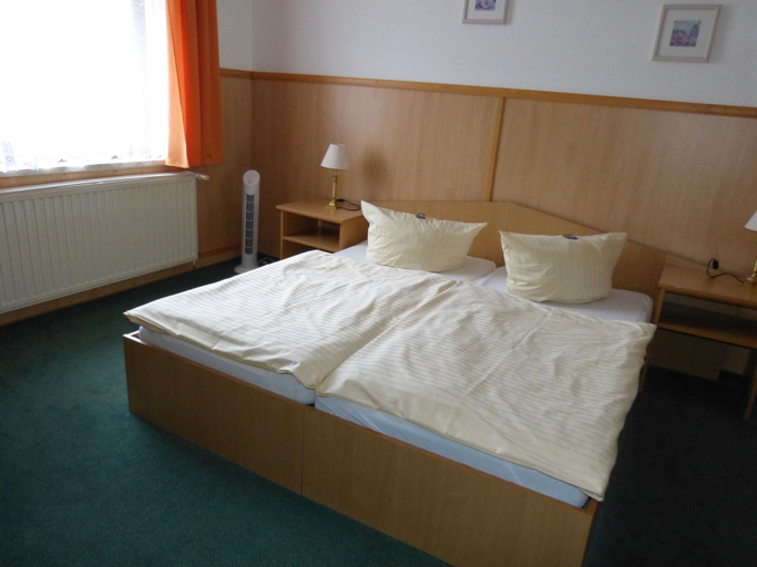 Bedroom 3, CityHotel Magdeburg, Magdeburg