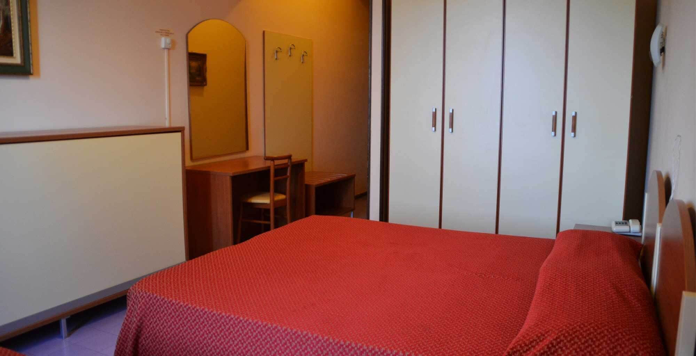 Bedroom 3, Hotel Europa Gran Sasso, Teramo